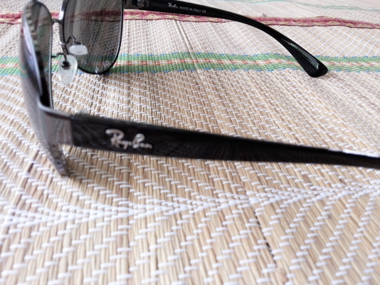 แว่นตาสวย เรแบน สวยเดิมๆๆ