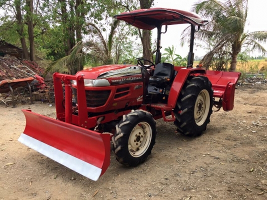 ขายรถไถยันมาร์ EF453T LX สภาพพร้อมใช้งาน พร้อมชุดอุปกรณ์ใบมีดดันดินหน้าและโลเตอร์รีจอบหมุน ราคา 328,000 สนใจโทร 081-9136451 หรือ ขอดูรูปผ่านทาง line:Bow6451 ค่ะ ขายรถไถยันมาร์ EF453T LX สภาพพร้อมใช้งาน พร้อมชุดอุปกรณ์ใบมีดดันดินหน้าและโลเตอร์รีจอบหมุน ราคา 328,000 สนใจโทร 081-9136451 หรือ ขอดูรูปผ่านทาง line:Bow6451 ค่ะ