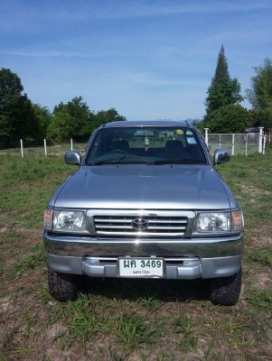 โตโยต้า ไทเกอร์ 3.0 4WD CAB รุ่น SR5 ปี 43