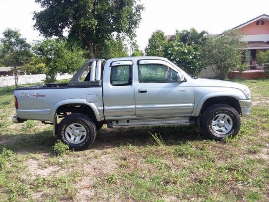 โตโยต้า ไทเกอร์ 3.0 4WD CAB รุ่น SR5 ปี 43