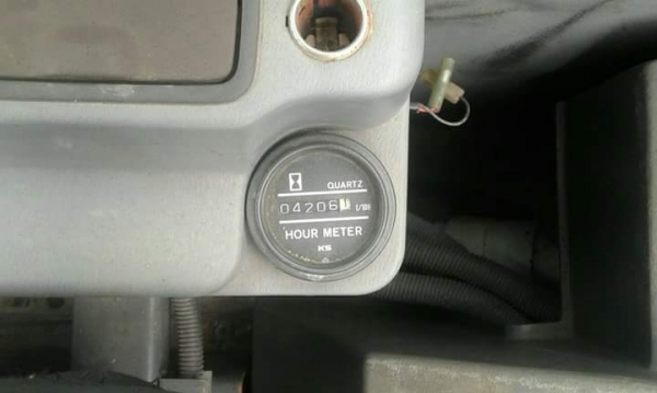 ขาย KOBELCO SK 100-3 มาร์คไฟว์ ซุปเปอร์ เก่าญี่ปุ่น  สภาพสวย  พร้อมใช้  สนใจโทร 089-3818694  ดวงนภา