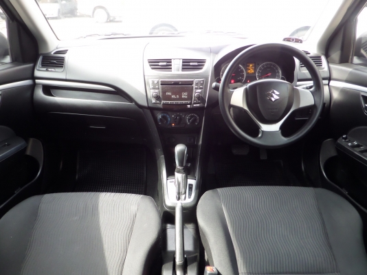 สวิฟ รุ่นท้อป ออฟชั่นครบ ปี2013