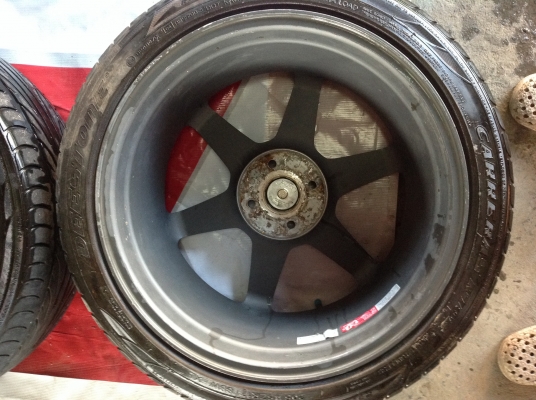 ล้อแม็กขอบ17" RAY มี2วงค่ะ