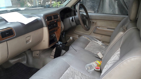 รถกระบะหัวเดียว NISSAN ฟอร์นเทีย ปี05 มือหมุน ไม่เวอร์ เกียร์ธรรมดา ราคา 145,000 บ. รถอยู่สระบุรี รถมี 2 คัน