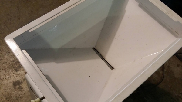 เครื่องแยกหิน TOXIKA เก่าญี่ปุ่น กำลังการผลิต 150 kg./ชม. สามรถแยกหินข้าวได้อย่างสะดวก รวดเร็ว