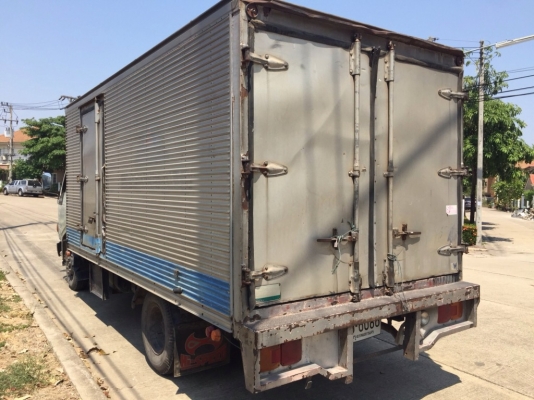 "6ล้อ HINO FB120แรง ยาว 5เมตร ตู้แห้ง คัสซีสวย ยางใหม่ รถสวย"