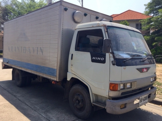 "6ล้อ HINO FB120แรง ยาว 5เมตร ตู้แห้ง คัสซีสวย ยางใหม่ รถสวย"