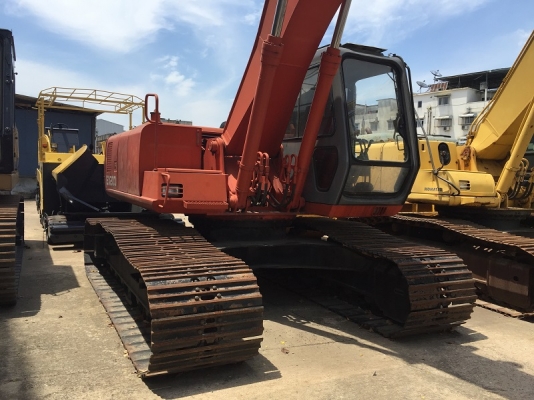 รถขุด Hitachi EX200-2-1283 รถเก่านอก นำเข้าจากญี่ปุ่น เพียง 1.2 ล้าน