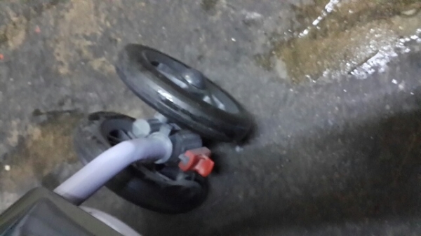 ส่งต่อครับ รถน้องไม่ค่อยได้ใช้ครับ ส่งต่อครับ รถน้องไม่ค่อยได้ใช้ครับ