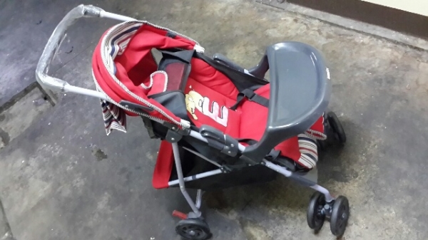 ส่งต่อครับ รถน้องไม่ค่อยได้ใช้ครับ ส่งต่อครับ รถน้องไม่ค่อยได้ใช้ครับ