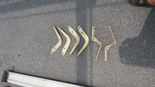 ขายบรรไดข้าง ของวีโก้แท้ 4 ประตู ราคา2500 บาท อยุ่พระราม2 ซอย50 สนใจโทร 0944822294 โรจน์