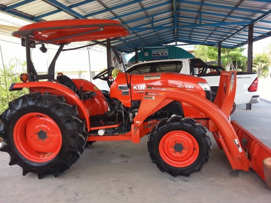 คูโบต้า L4708 4 WD ใบมีดตราช้าง 412 ชั่วโมง ปี 2556