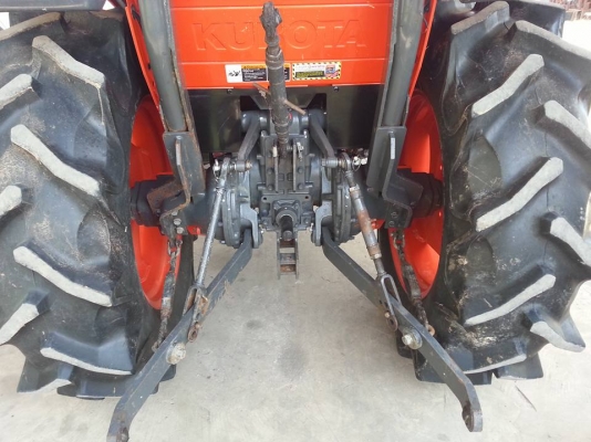 คูโบต้า L4708 4 WD ใบมีดตราช้าง 412 ชั่วโมง ปี 2556