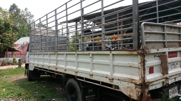 ISUZU ROCKY 999 ISUZU ROCKY 999