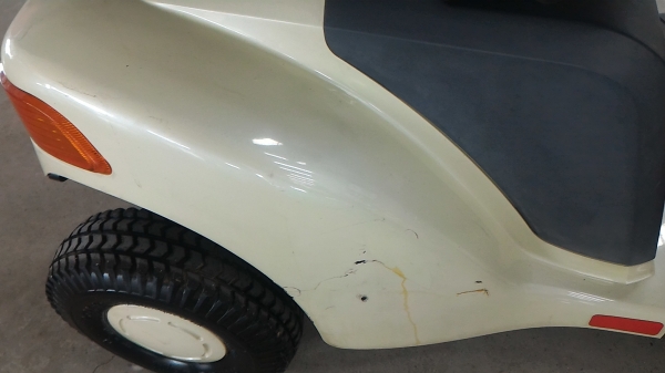 ขายรถไฟฟ้า suzuki et4d เก่านอก สภาพสวย พร้อมใช้งาน ขายรถไฟฟ้า suzuki et4d เก่านอก สภาพสวย พร้อมใช้งาน