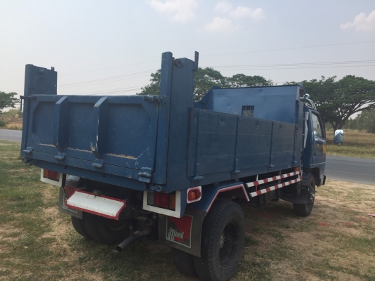 หกล้อ อีซูชุ NPR59L115 ดั้ม 5คิวปี39 พ.เวอร์ ช่วงล่างใหญ่ Fหน้า-หลังF ยาง8.25 พร้อมใช้งาน เล่มทะเบียนพร้อมโอน