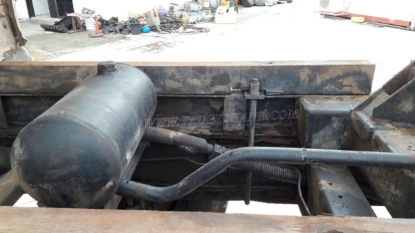 HINO 6 ล้อดัมพ์ รุ่น FF173KA 168 แรงม้า  ปีจดทะเบียน 2548