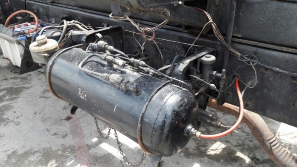 HINO 6 ล้อดัมพ์ รุ่น FF173KA 168 แรงม้า  ปีจดทะเบียน 2548