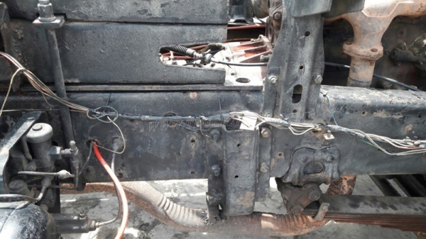 HINO 6 ล้อดัมพ์ รุ่น FF173KA 168 แรงม้า  ปีจดทะเบียน 2548