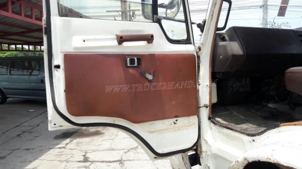 HINO 6 ล้อดัมพ์ รุ่น FF173KA 168 แรงม้า  ปีจดทะเบียน 2548