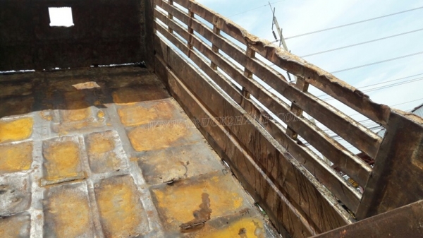 HINO 6 ล้อดัมพ์ รุ่น FF173KA 168 แรงม้า  ปีจดทะเบียน 2548