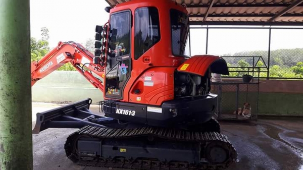 ขายดาวน์รถขุดคูโบต้า5ตัน