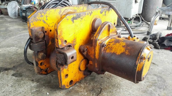 ** ขายแล้วครับ!! **ตัววิ่งรอกไฟฟ้า KITO 5 Ton. ไฟ 380V สภาพไม่สวยแต่พร้อมใช้งานมาดูมาเทสก่อนได้ครับ!!