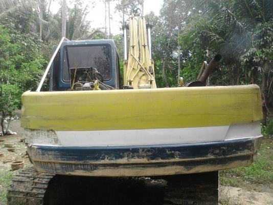 รถแบคโฮ KOBELCO  PC - 200 - 3.    สนใจติดต่อ  081 - 6079515