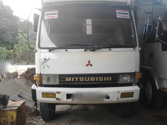 รถมิตซู 10 ล้อ หลังถนน FN517  191 แรงม้า. ปี 42.    สนใจติดต่อ  081 - 6079515