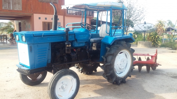 จัดส่งพี่รัน จ.เชียงไหม่ ขอบคุณครับขายรถไถนั่งขับ ไทซัน30แรง 304A พร้อมผาน5 พร้อมใช้งาน