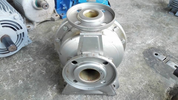 ** ขายแล้วครับ!! **ปั้มน้ำหอยโข่งหัวสแตนเลส EBARA Made in ITALY 10 HP 380V เข้า 2.5"- 1.5" พร้อมใช้งานมาเทสก่อนได้ครับ!!