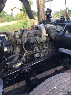 10ล้อMISSUBISHI  FUSO (ไอ้หลงFN527 หัวลาก 2เพลา) เครื่อง 220 แรงแท้  เทอร์โบ เกียร์10 สปีด ยางดี ครัทชีสวยจัด รถเดิมพร้อมใช้งานราคา 630,000 บาท ศุภากร 081-1903107 , 081-4252943.