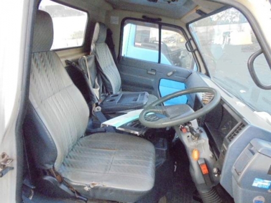 FROM JAPANหัวเก๋งรถบรรทุก6ล้อกลาง CABIN ISUZU NPR58L*หัวปิ๊บ* (รุ่นยกหัวได้/มีแหนบ/มีคัสซี/มีฐานล่าง) ราคาเพียง 59,000 บาท สนใจรีบติดต่อ 0819337688