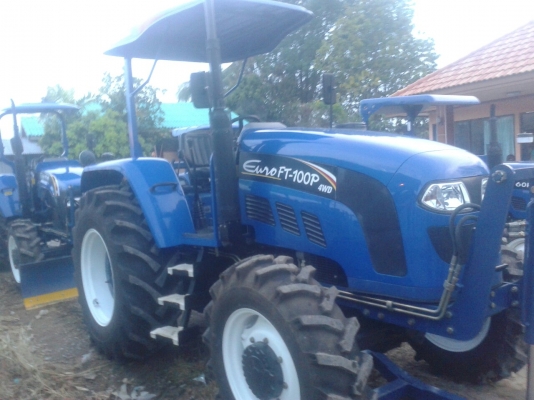 จำหน่ายรถแทรกเตอร์ยูโรแทรค สด ผ่อน