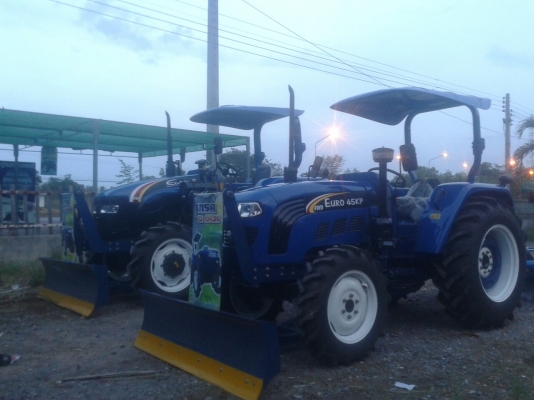 จำหน่ายรถแทรกเตอร์ยูโรแทรค สด ผ่อน