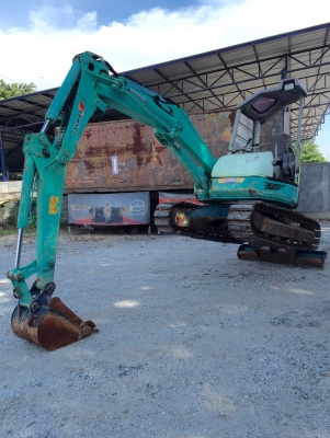 ขายรถขุด YAMMAR B3-5 รุ่นใหม่เก่าจากญี่ปุ่นพร้อมใช้งาน ปี2005