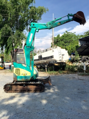 ขายรถขุด YAMMAR B3-5 รุ่นใหม่เก่าจากญี่ปุ่นพร้อมใช้งาน ปี2005