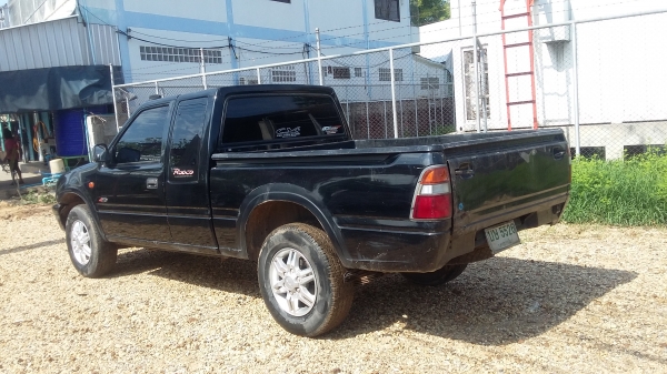 โฟรวินเครื่อง2800เครื่องเกียดีสีไม่สวยตัวรถไม่มีผุ