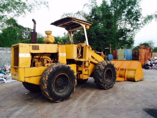 ขายรถตัก KOMATSU 515 ต่อแขนขยายบุ้งกี้แล้ว เครื่องดี ปั๊มดี สภาพพร้อมใช้งาน