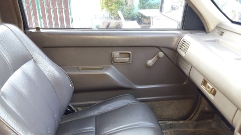 ขายอีซูสุ โรดิโอ 2500 ปี 92 เดิมๆ จอดนานไม่ได้ขับ เครื่องเยี่ยม ไม่เคยลุย