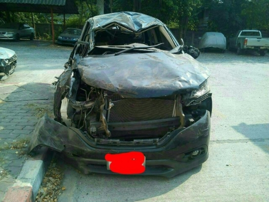 ซากนิวส์CRVเครื่อง2.0โฟรวินโฉมปัจจุบันรื้อเเยกขายเป็นอะไหลทั้งคันมีหลายรุ่นเก๋งเเละกระบะใหม่เเละเก่า