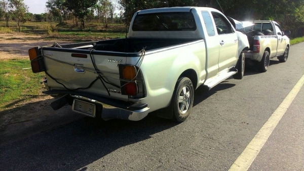 ซากวีโก้ถิดเเยกขายเป็นอะไหลทุกอย่างทั้งคันสนใจสอบถามได้ทั้งเก๋งเเละกระบะมีหลายรุ่น