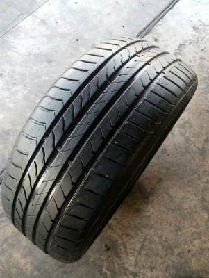 225/45R18 Goodyear EfficientGrip RunOnFlat made in Germany มี 1 เส้น tel.081-4273941 ไอดีไลน์ 0814273941 225/45R18 Goodyear EfficientGrip RunOnFlat made in Germany มี 1 เส้น tel.081-4273941 ไอดีไลน์ 0814273941