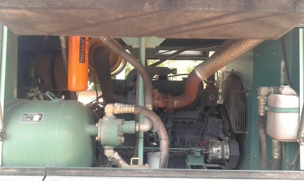 ขายเครื่องเจาะบาดาลพร้อมรถปิคอัพ ขายเครื่องเจาะบาดาลพร้อมรถปิคอัพ