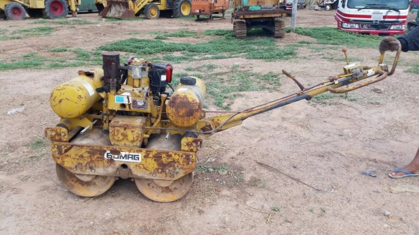 หน้าฝนกำลังมาครับ tractor-backhoe จัดโปรโมชั่น ลดพิเศษ รถบดเดินตาม สั่นสะเทือน เพียง 72,000 บาท