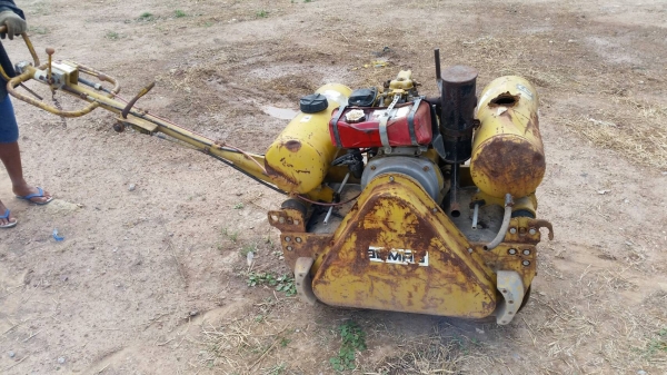 หน้าฝนกำลังมาครับ tractor-backhoe จัดโปรโมชั่น ลดพิเศษ รถบดเดินตาม สั่นสะเทือน เพียง 72,000 บาท