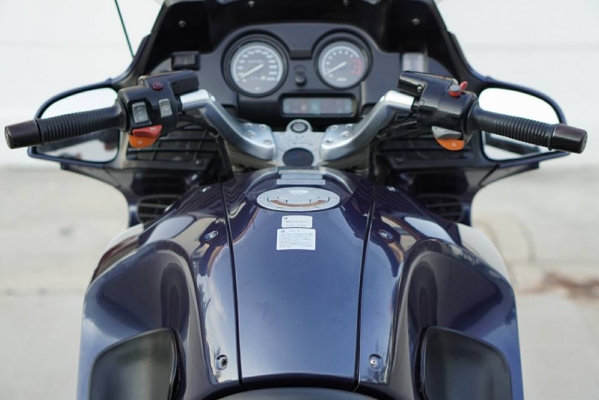 วุฒิ นนบุรี ขาย BMW R1150 rt ปี2003 จด ส.ม.อ ทะเบียนแท้โอนขนส่ง