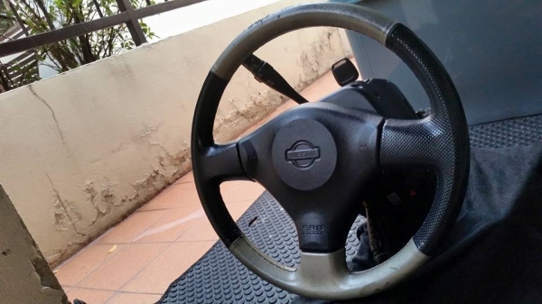 ขายพวงมาลัยยกคอ Skyline R34 ,, Celica ,, Impreza ,, Teana ,, V70 S60 S80