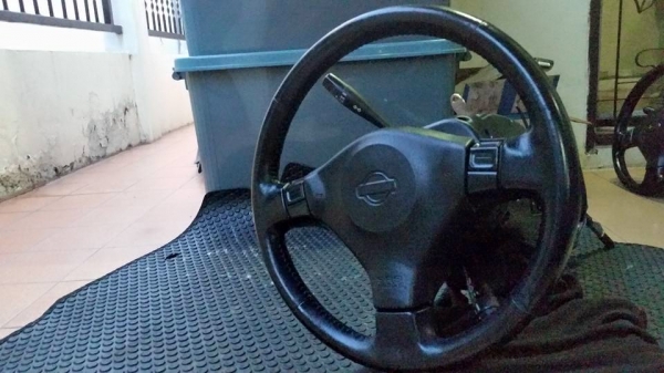 ขายพวงมาลัยยกคอ Skyline R34 ,, Celica ,, Impreza ,, Teana ,, V70 S60 S80