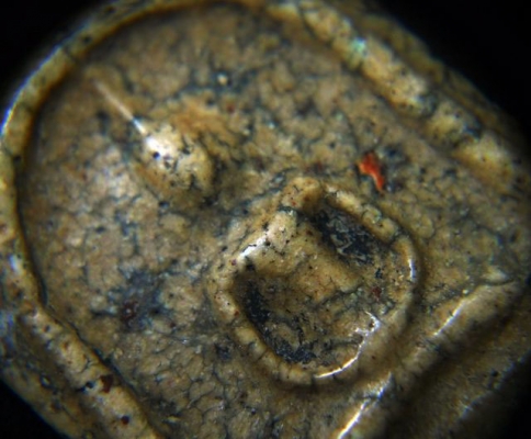 พระสมเด็จวัดระฆังพิมพ์ฐานแซม G01 เนื้องาม เม็ดมวลสารผุด สวยเด่นเป็นสง่า ช้าอยู่ใย